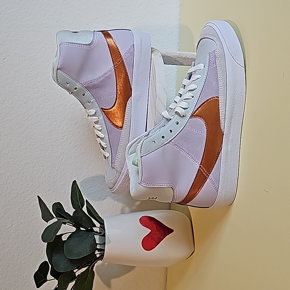 NIKE BLAZER MID '77 SE DANCE CASUAL SHOE